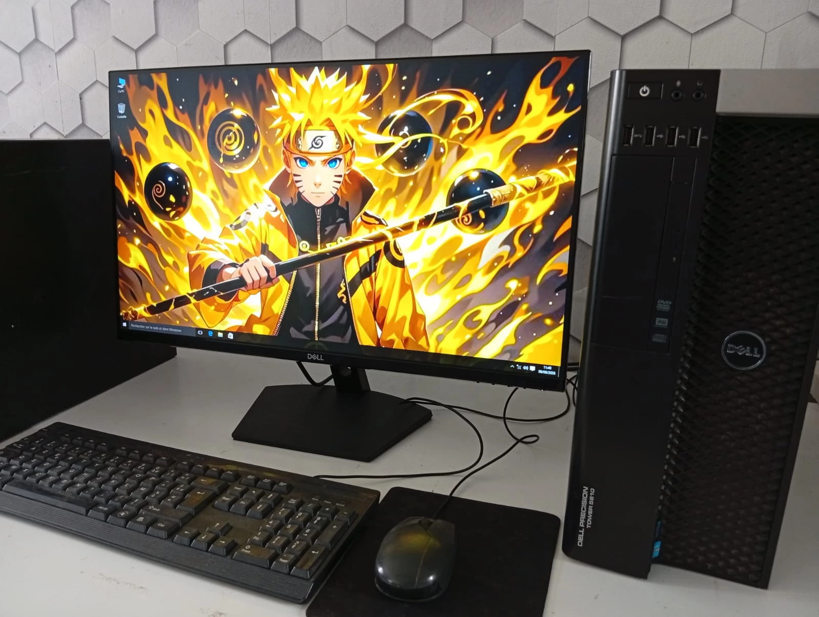 PC Complet Workstation Dell Precision T5810 (Xeon / 16 Go RAM) + Écran Dell