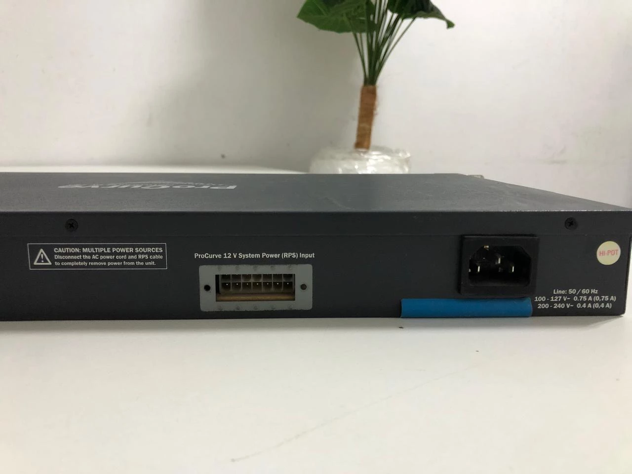 Switch Réseau HP ProCurve 2610-24 (24 Ports + Uplinks Gigabit/SFP) - J9085A