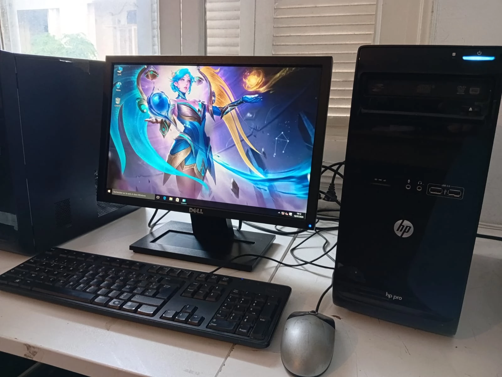 SUPER AFFAIRE - PC DE BUREAU COMPLET HP (Intel Core i5-2eme)/ 4 GO 